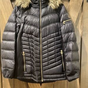 Micheal Kors puff winter coat Black 1X